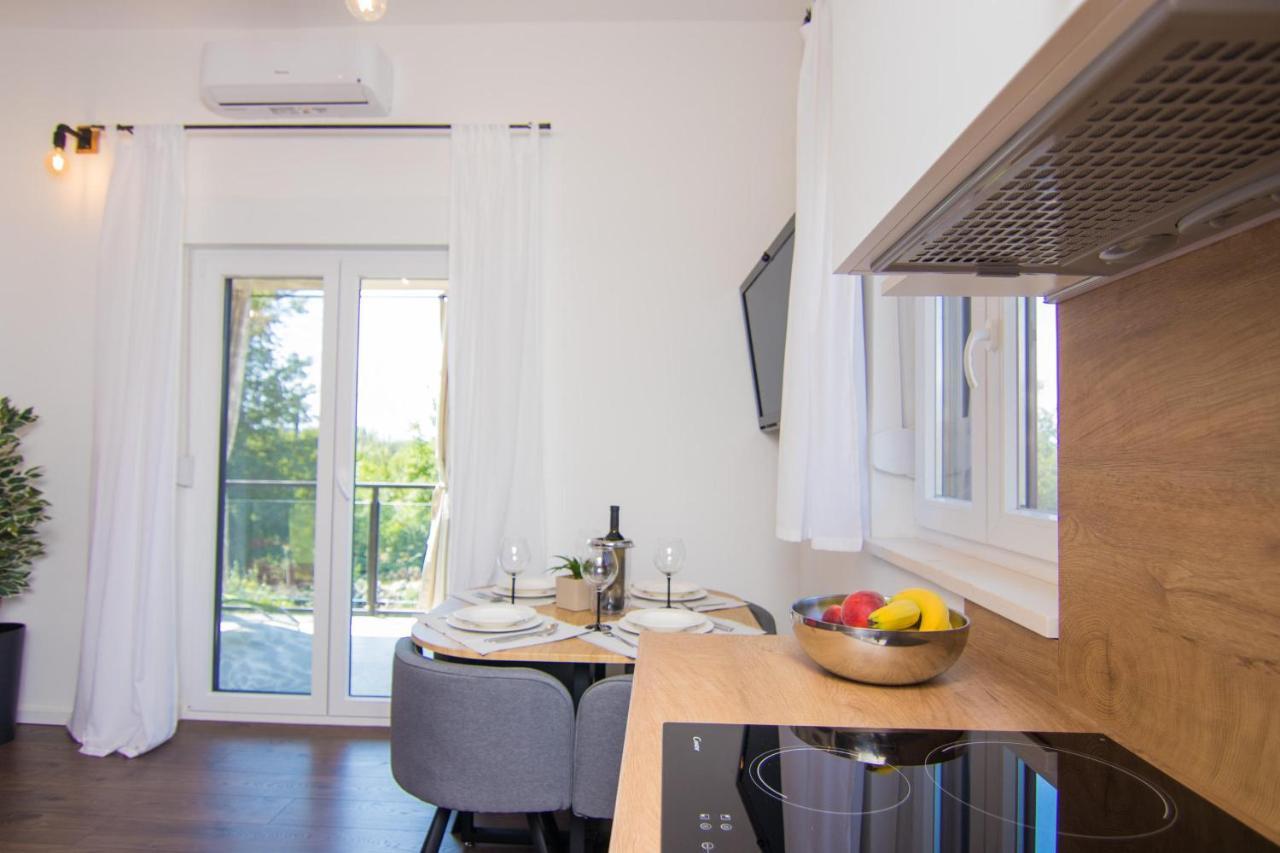 Apartments Aki 马林斯卡 外观 照片