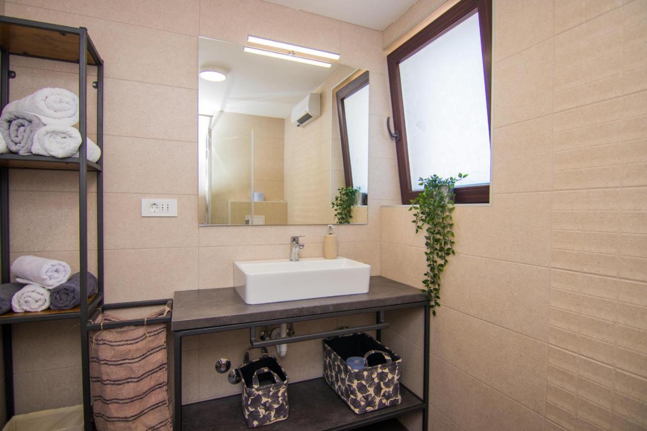 Apartments Aki 马林斯卡 外观 照片