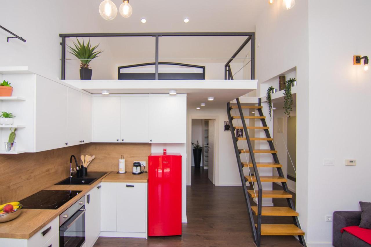 Apartments Aki 马林斯卡 外观 照片