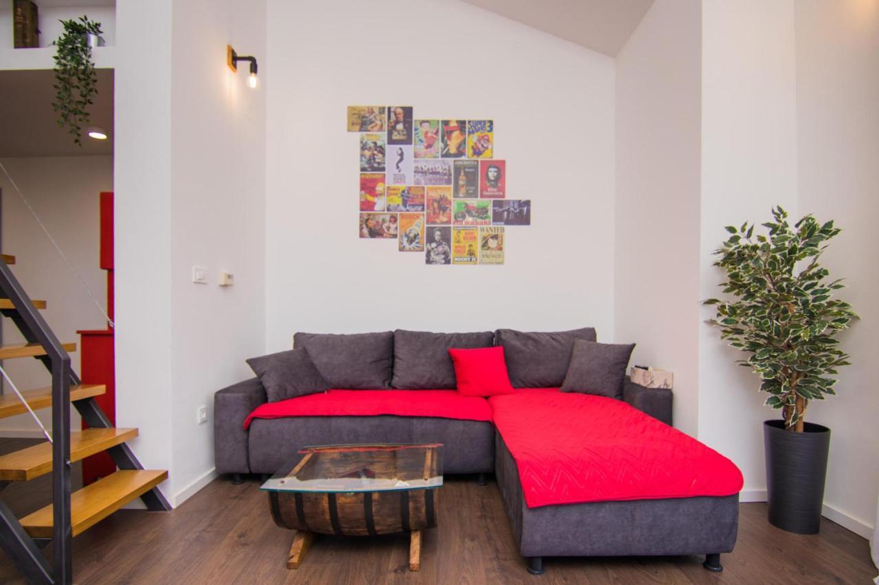 Apartments Aki 马林斯卡 外观 照片